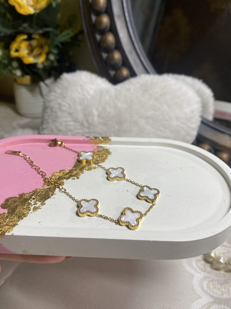 TARNISH FREE WHITE CLOVER BRACELET