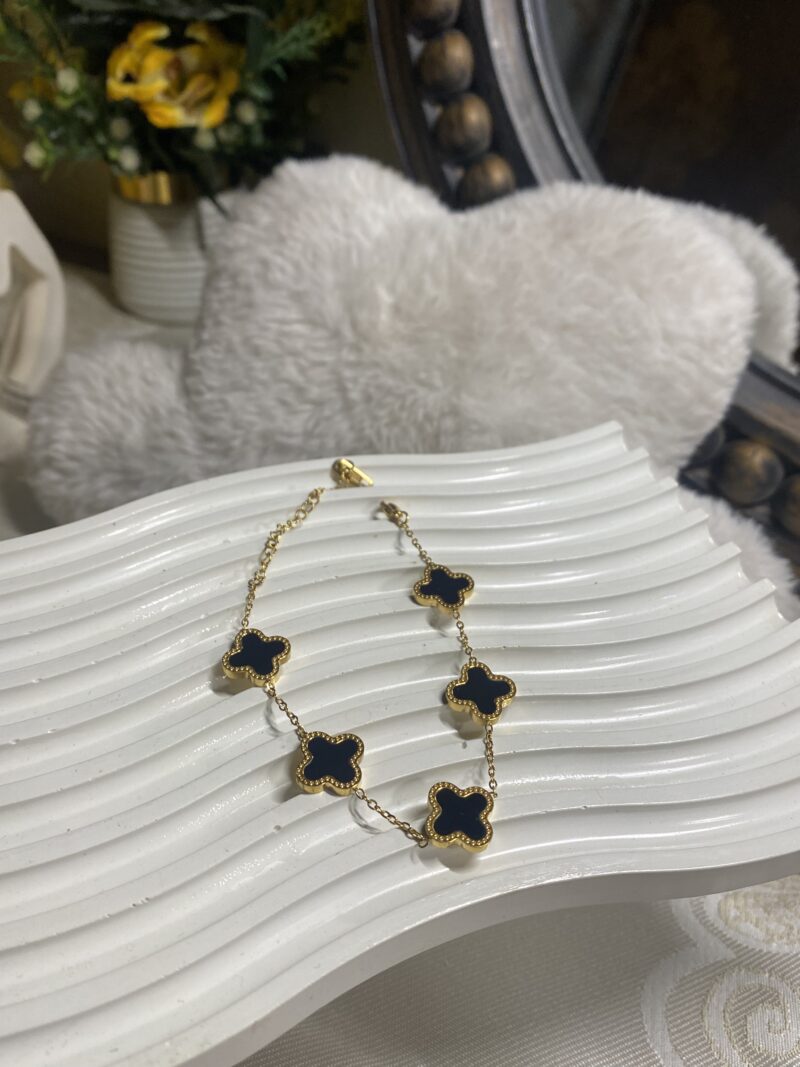 TARNISH FREE BLACK CLOVER BRACELET