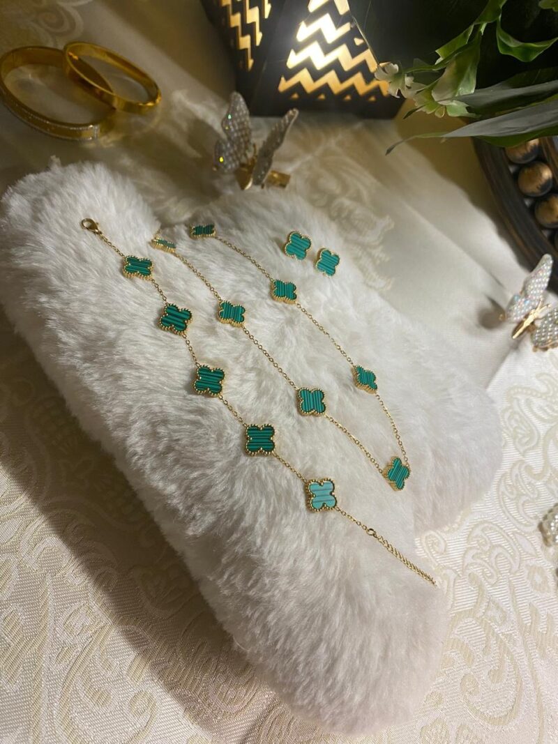 TARNISH FREE TEAL GREEN CLOVER SET